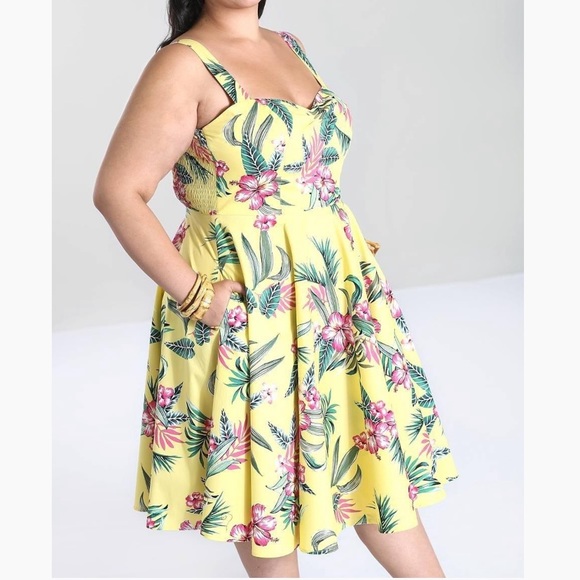 Kalani 50’s Dress by Hell Bunny - Picture 2 of 16